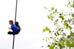 Sieste verticale en extérieur