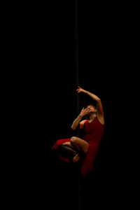 Photo au mât, Offrande